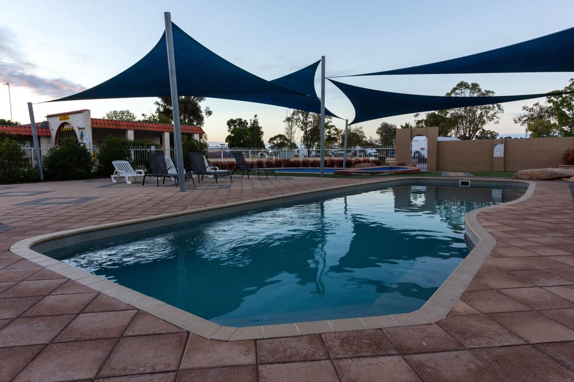 Horsham Holiday Park Bagian luar foto